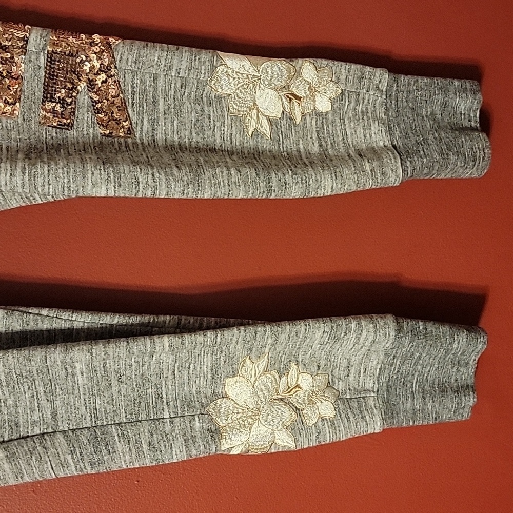 Small Sequin Satin Floral Embroidery Jogger pants PINK Victoria Secret - Picture 5 of 8